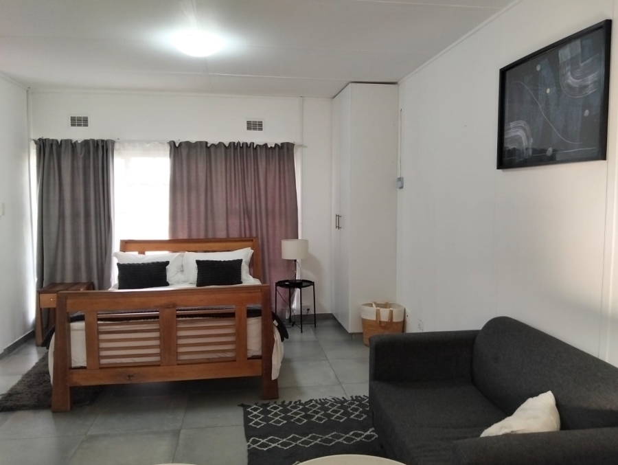 1 Bedroom Property for Sale in Southernwood Eastern Cape